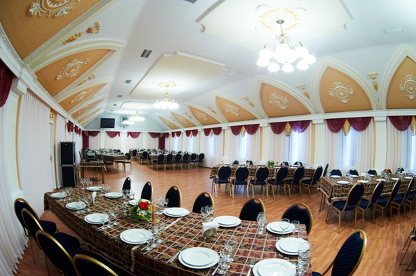 Ресторан Слобода Луганск